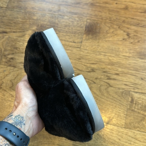 UGG Koolaburra Fluffy Slingback Sandal 8 black gray - Picture 9 of 10